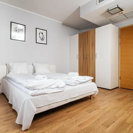 Old Town Market Square 3 Min View & Ac Garage - Atelier Krawiecka By Uniquerent *