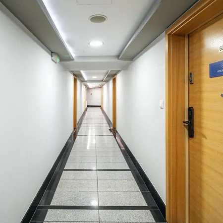 Apartamento Old Town Market Square 3 Min View & Ac Garage - Atelier Krawiecka By Uniquerent