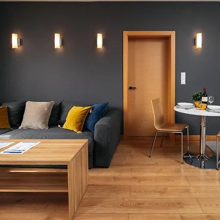 Old Town Market Square 3 Min View & Ac Garage - Atelier Krawiecka By Uniquerent شقة